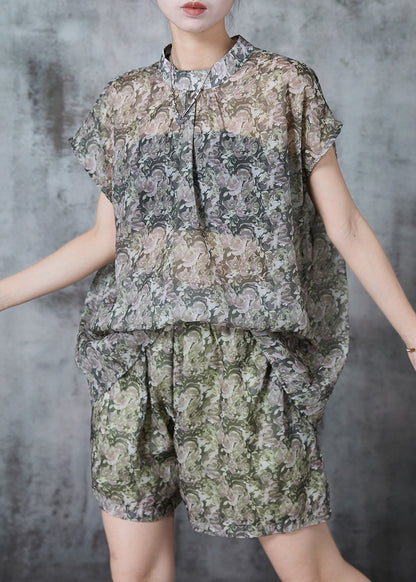 Classic Vintage Garment with a Flattering Fit