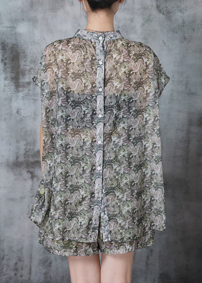 Classic Vintage Garment with a Flattering Fit