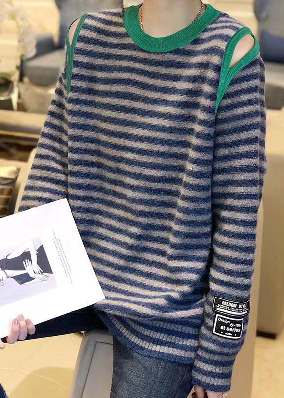 Well Tailored Sweater with a Graceful Silhouette