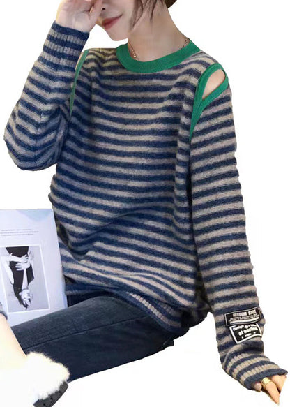 Well Tailored Sweater with a Graceful Silhouette