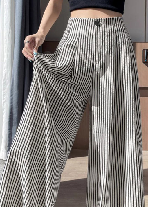 Elegantly Styled Pants for Everyday Wear