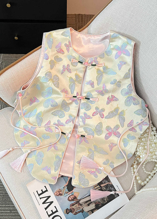 Beautifully Finished Garment in a Timeless Design