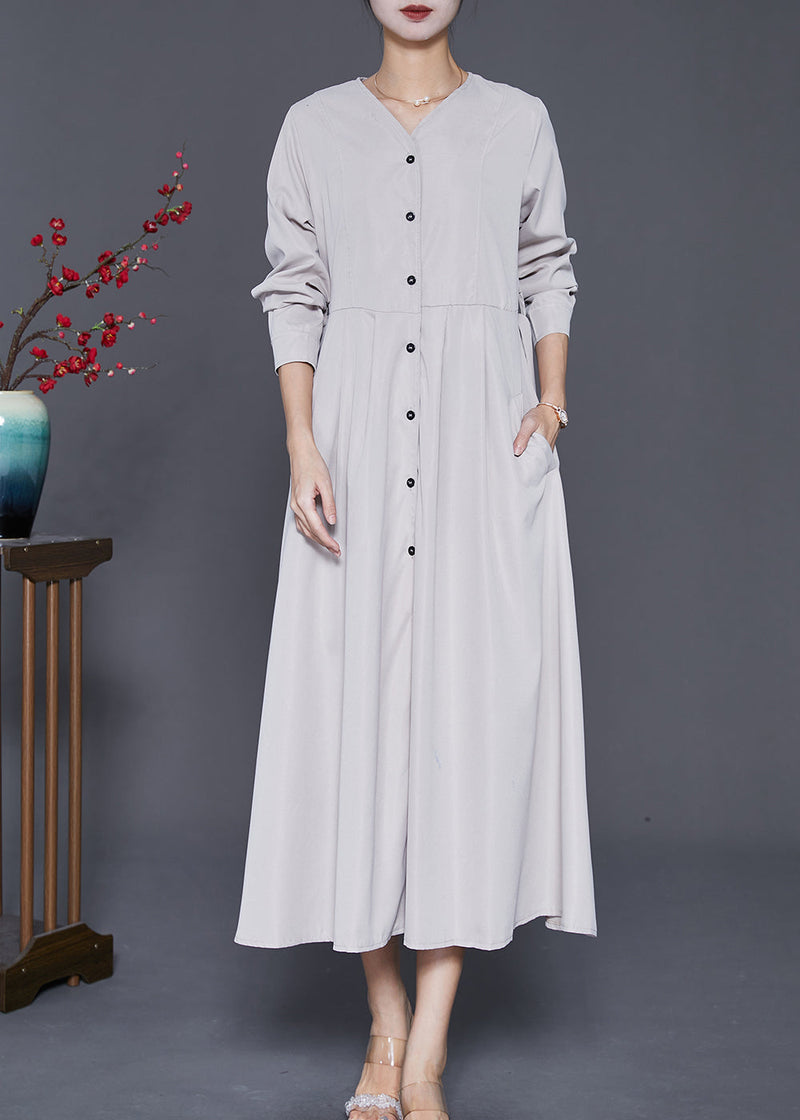 Beautifully Finished Dress in a Timeless Design