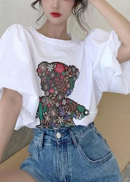 Well Tailored Top with a Graceful Silhouette