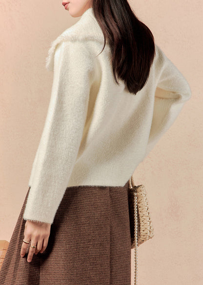 Polished Coat with an Effortless Classic Look