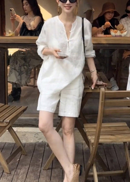 Classic Vintage Shirt with a Flattering Fit