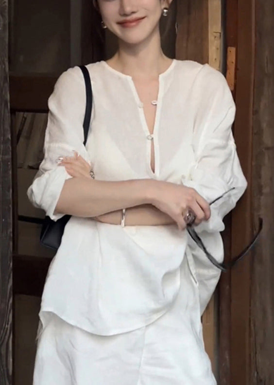 Classic Vintage Shirt with a Flattering Fit