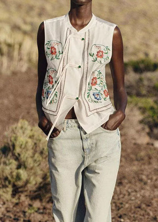 Polished Top with an Effortless Classic Look