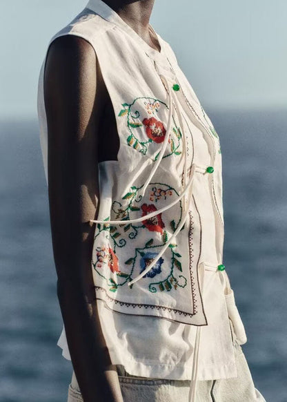 Polished Top with an Effortless Classic Look