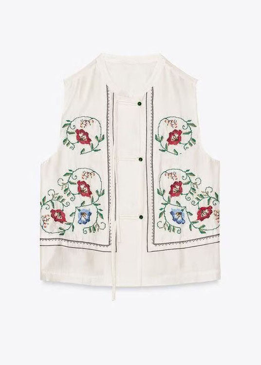 Polished Top with an Effortless Classic Look