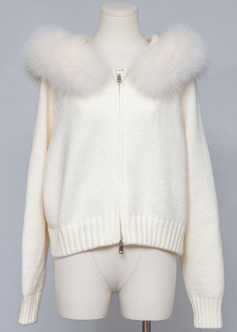 Gracefully Styled Coat for Any Occasion