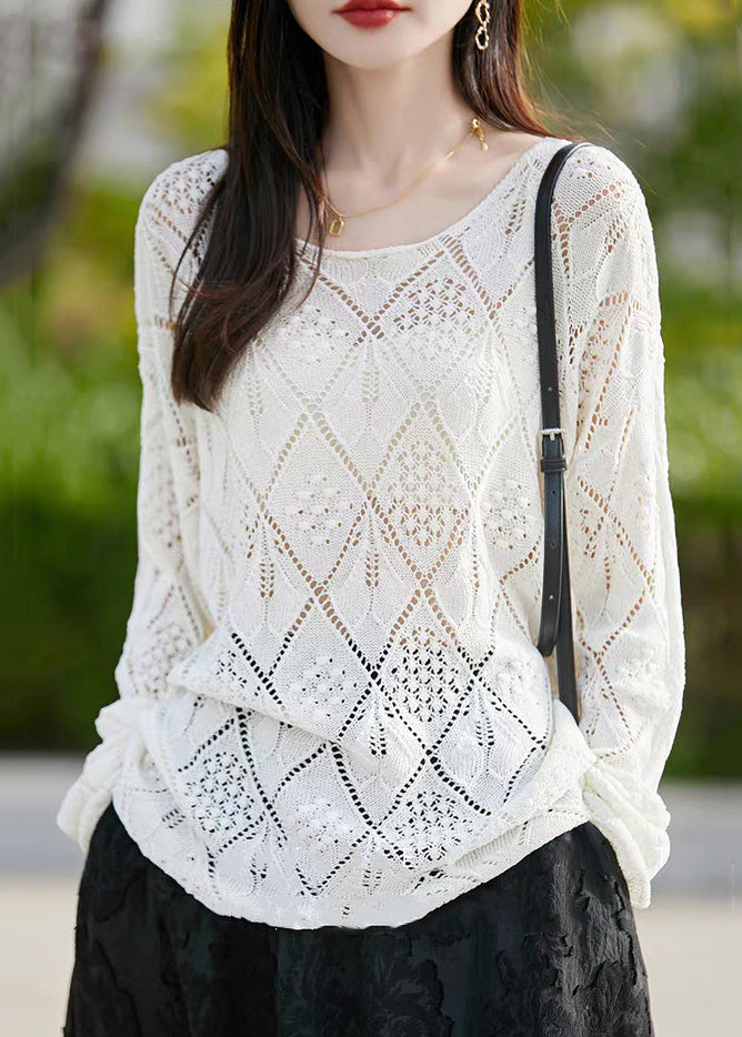 Classic Vintage Sweater with a Flattering Fit