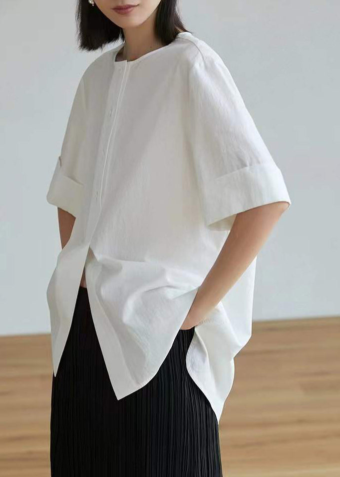 Classic Vintage Shirt with a Flattering Fit