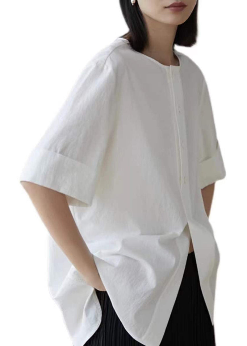 Classic Vintage Shirt with a Flattering Fit