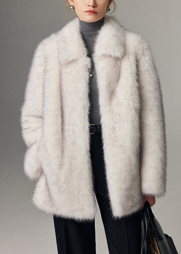 Elegantly Styled Jacket for Everyday Wear