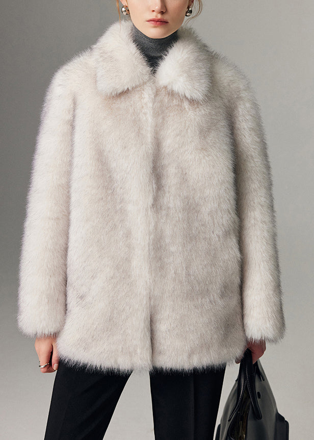 Elegantly Styled Jacket for Everyday Wear