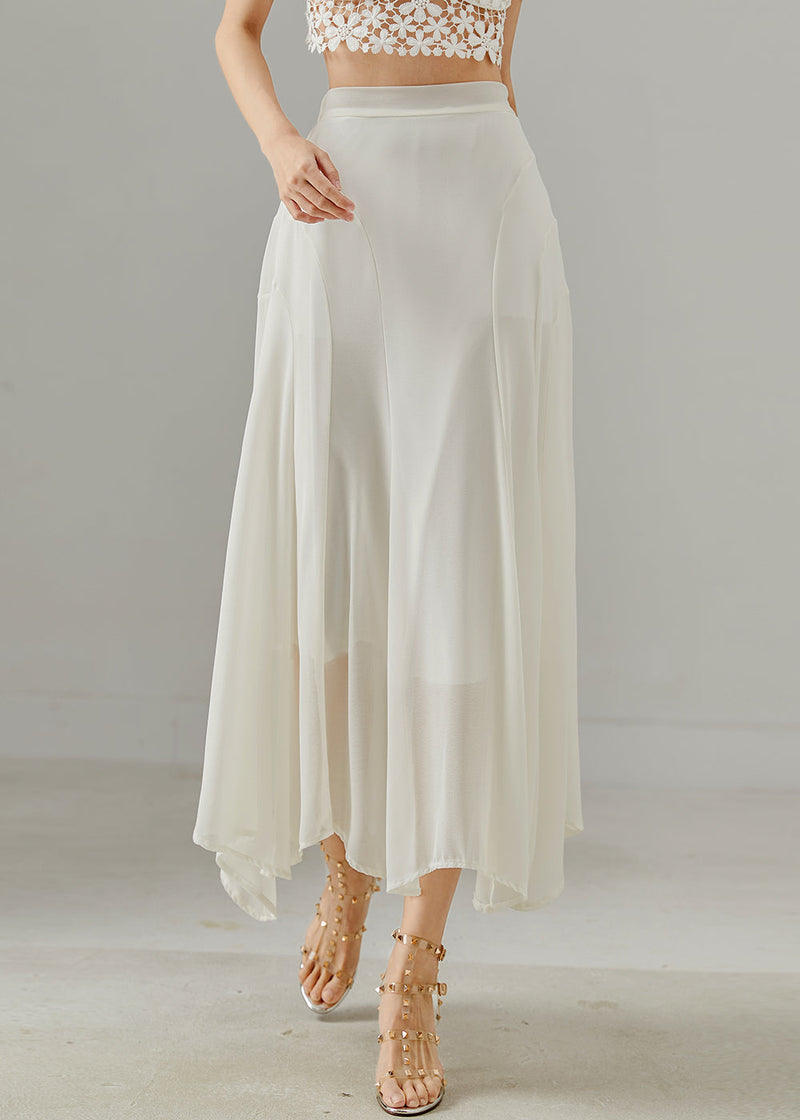 Beautifully Finished Garment in a Timeless Design