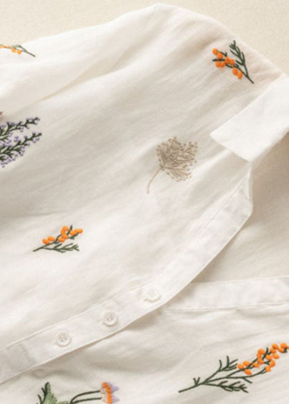 Classic Vintage Shirt with a Flattering Fit
