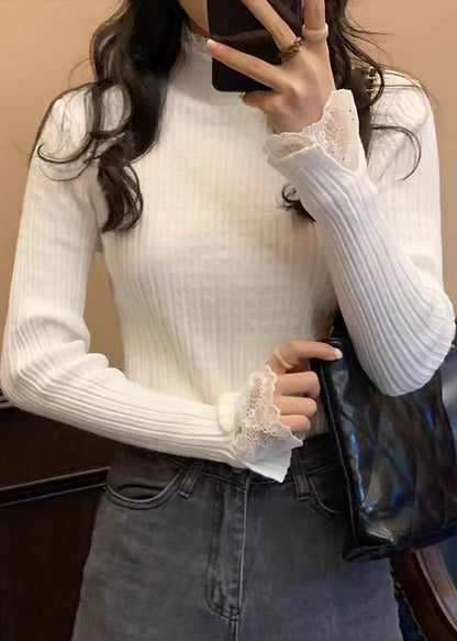 Classic Vintage Sweater with a Flattering Fit