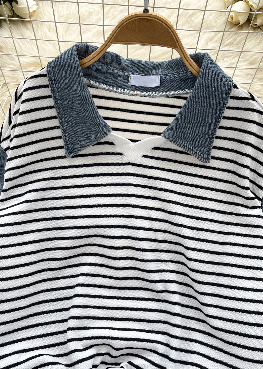 Effortlessly Elegant Top with a Timeless Design