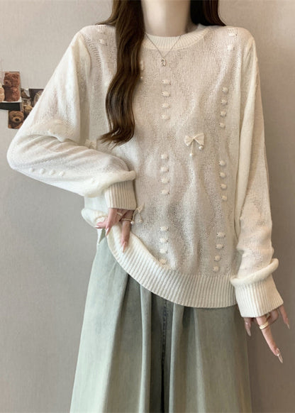 Effortlessly Elegant Top with a Timeless Design
