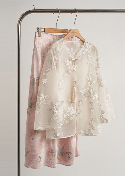 Beautifully Finished Coat in a Timeless Design