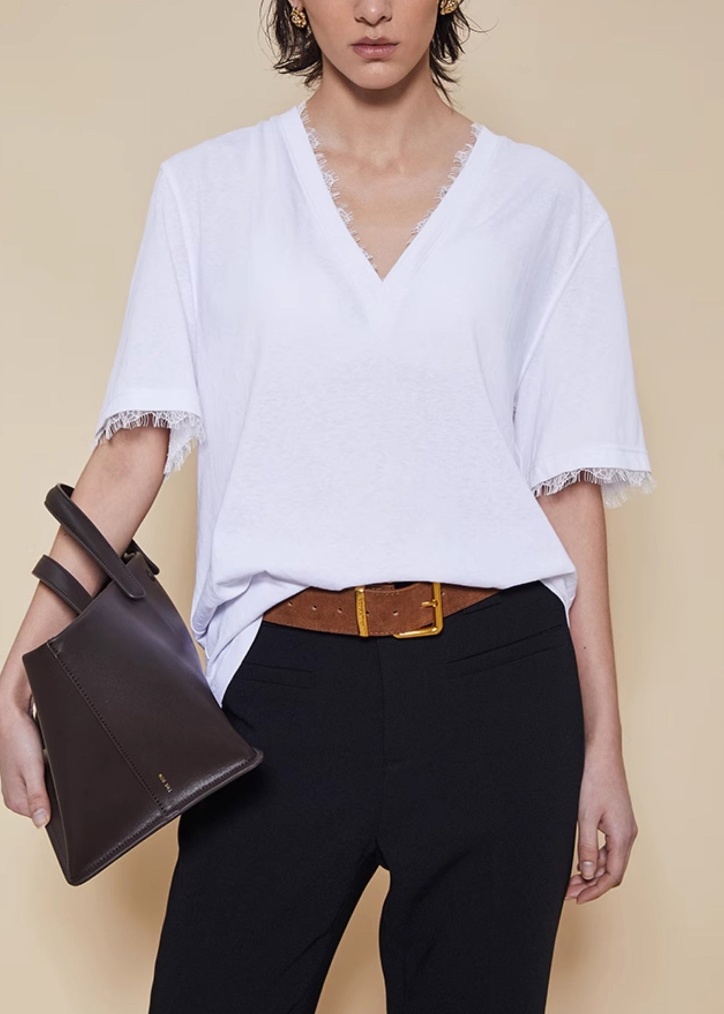Classic Vintage Shirt with a Flattering Fit