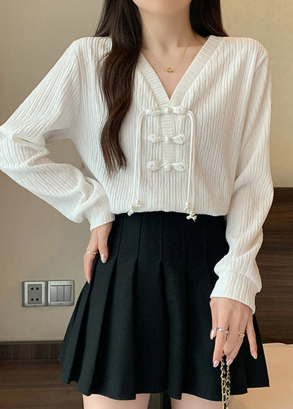 Effortlessly Elegant Shirt with a Timeless Design