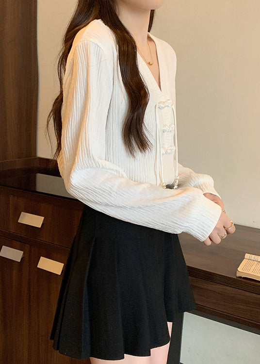 Effortlessly Elegant Shirt with a Timeless Design