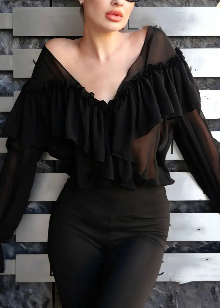 Well Tailored Shirt with a Graceful Silhouette