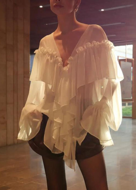 Well Tailored Shirt with a Graceful Silhouette