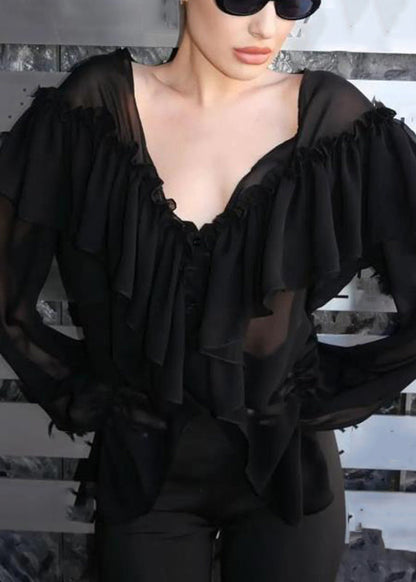 Well Tailored Shirt with a Graceful Silhouette
