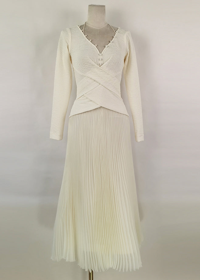 Effortlessly Elegant Dress with a Timeless Design