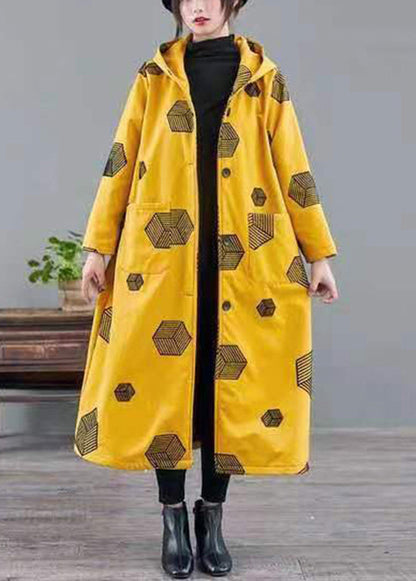 Gracefully Styled Coat for Any Occasion