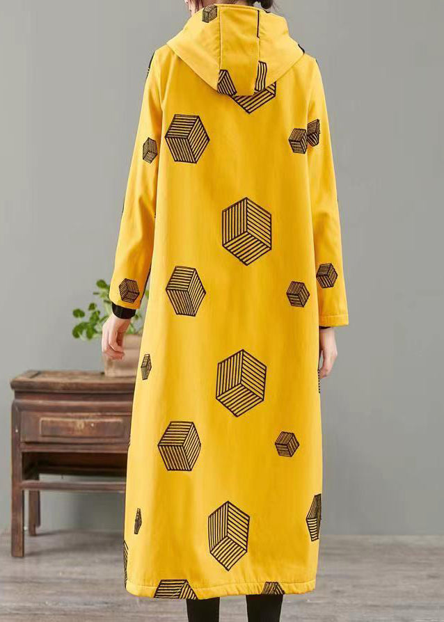 Gracefully Styled Coat for Any Occasion