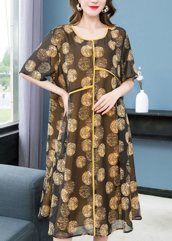 Classic Vintage Dress with a Flattering Fit