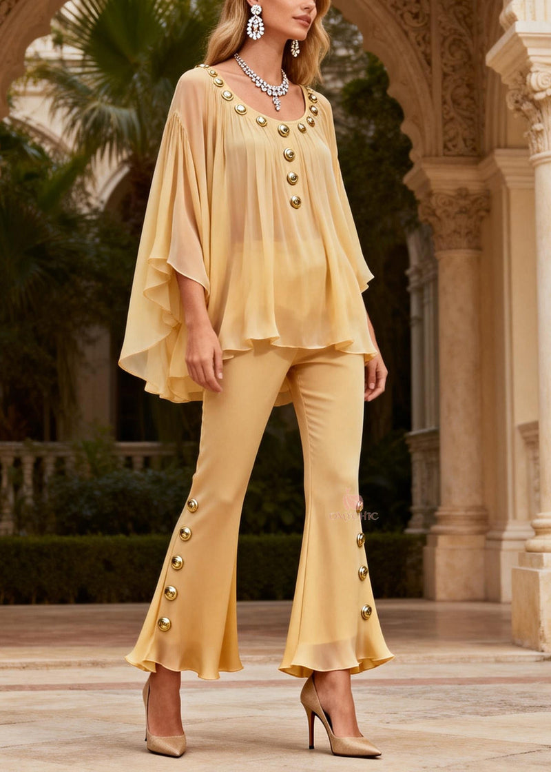Effortlessly Elegant Garment with a Timeless Design