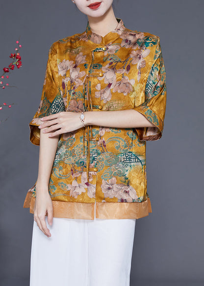 Gracefully Styled Blouse for Any Occasion