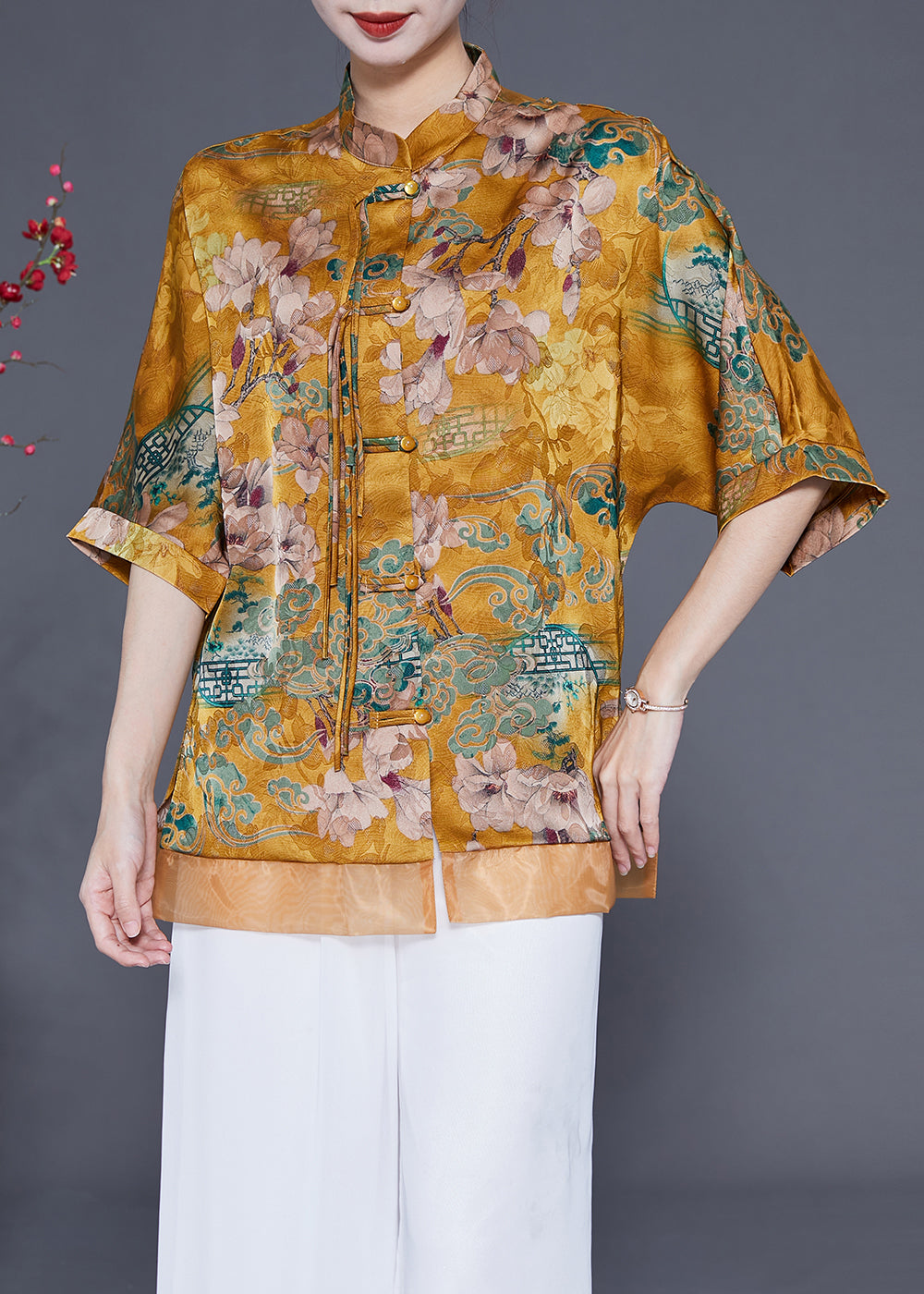 Gracefully Styled Blouse for Any Occasion