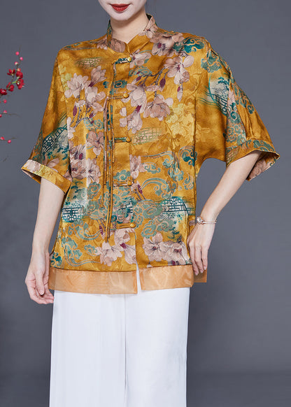 Gracefully Styled Blouse for Any Occasion