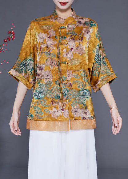Gracefully Styled Blouse for Any Occasion