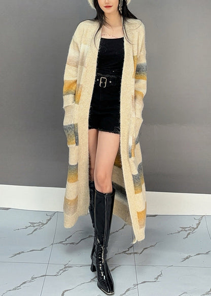 Classic Vintage & Enduringly Stylish Cardigan