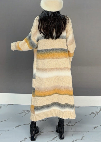 Classic Vintage & Enduringly Stylish Cardigan
