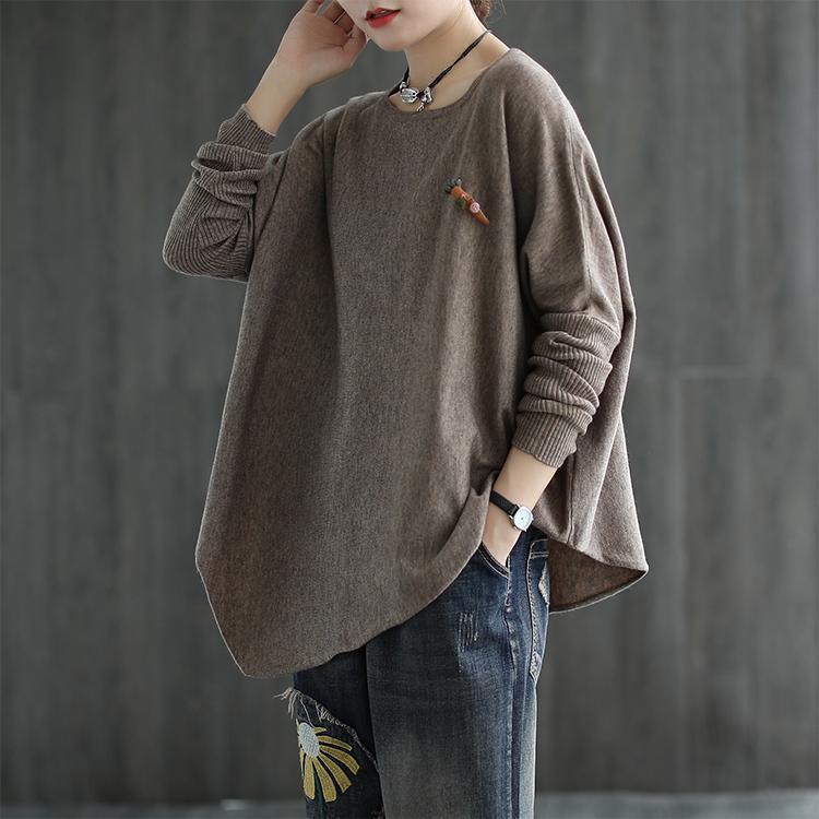 Effortlessly Elegant Sweater with a Timeless Design