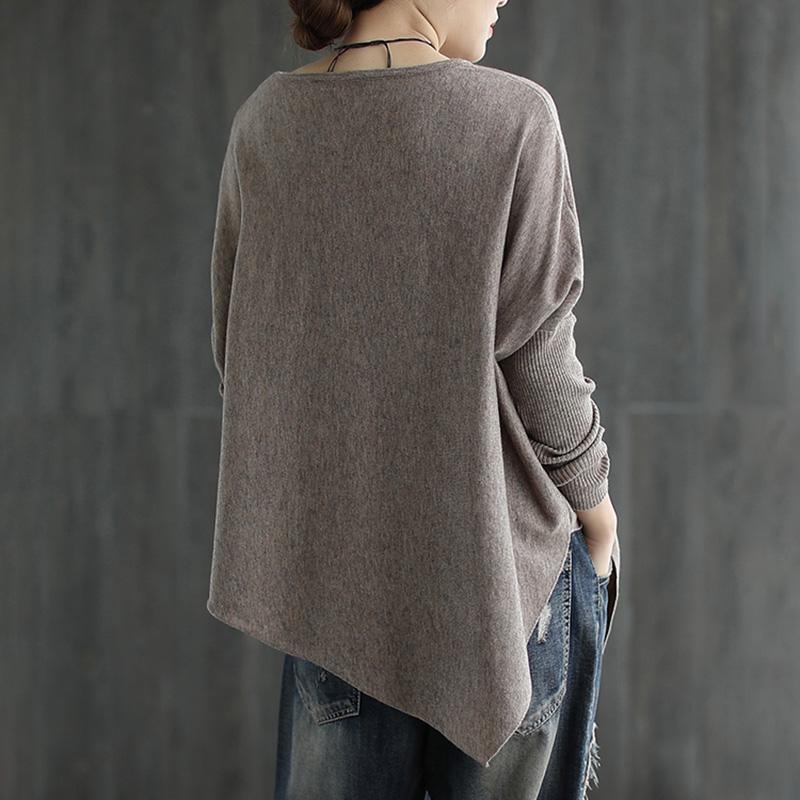 Effortlessly Elegant Sweater with a Timeless Design