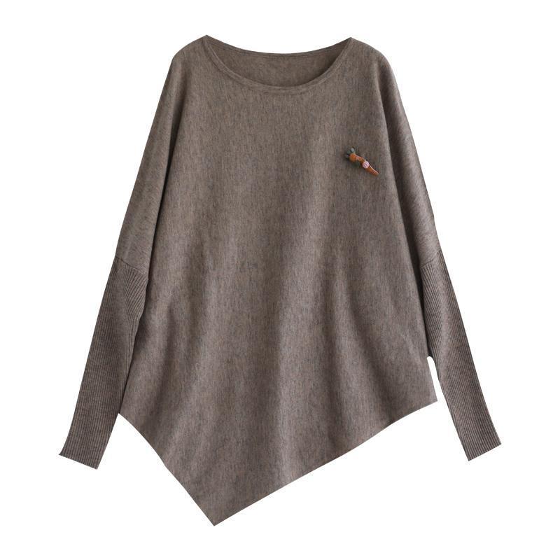 Effortlessly Elegant Sweater with a Timeless Design