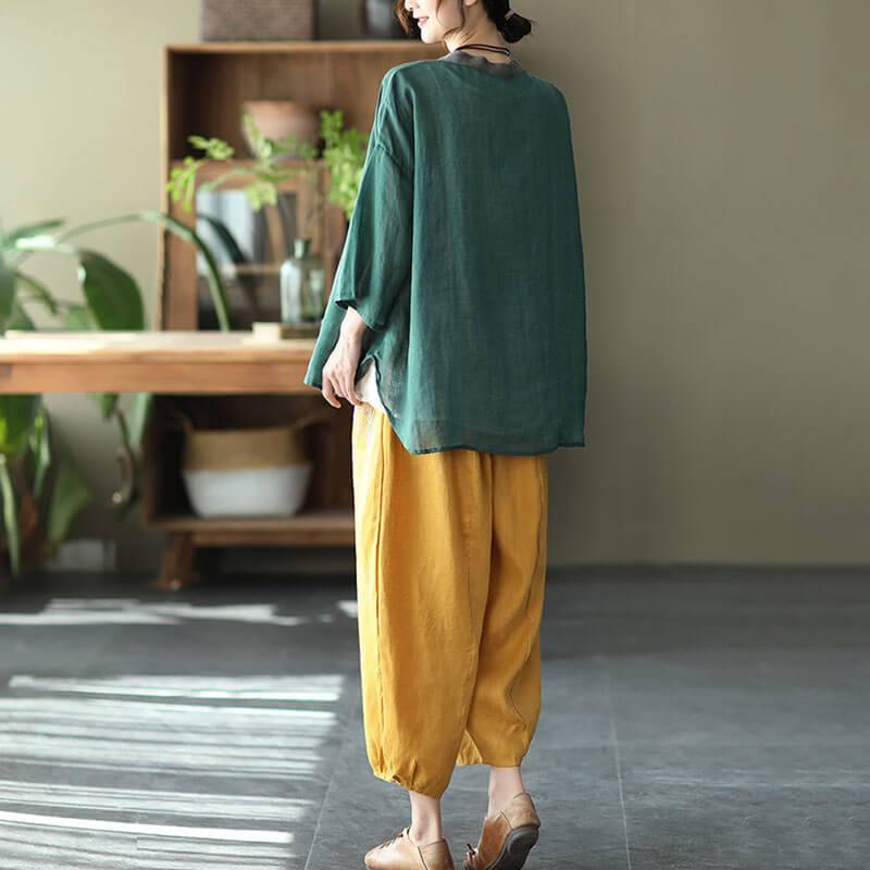 Classic Vintage Cardigan with a Flattering Fit