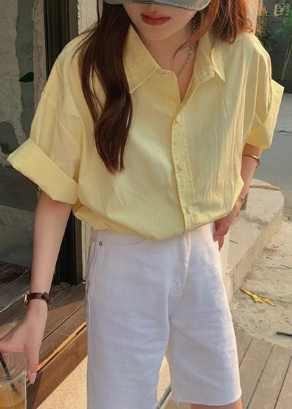 Classic Vintage Shirt with a Flattering Fit