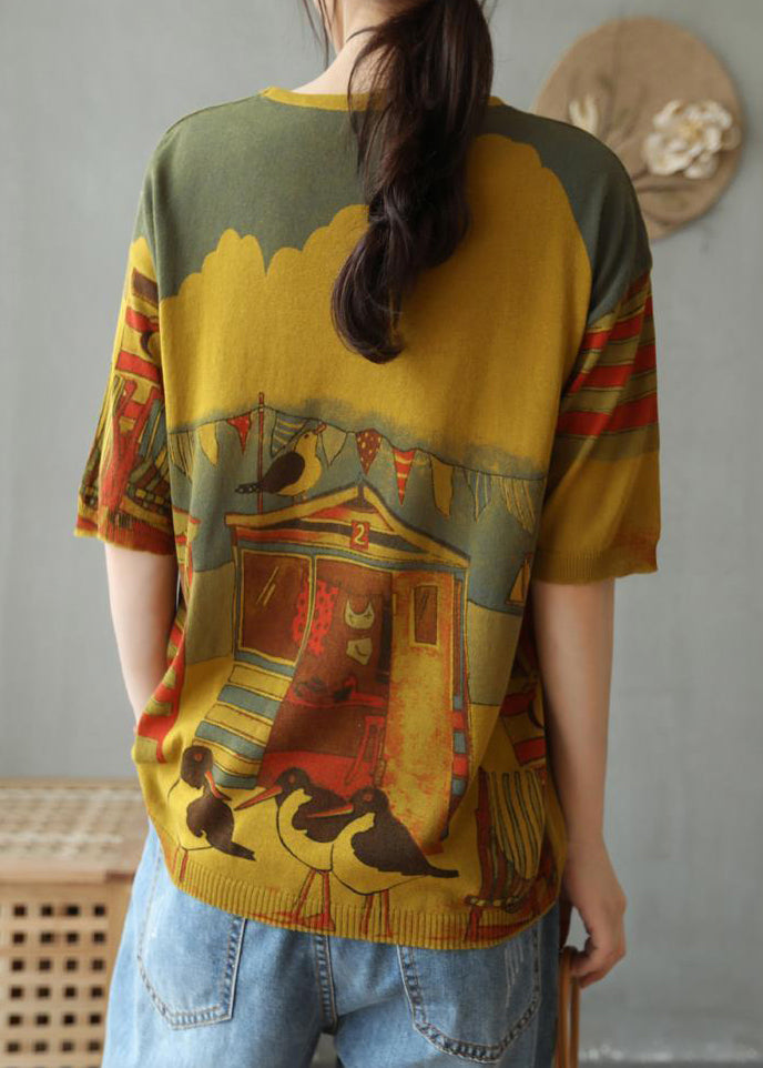 Well Tailored Top with a Graceful Silhouette