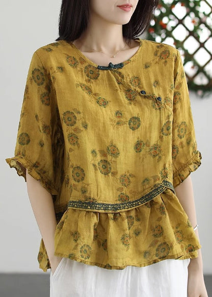 A Vintage Style Top with Delicate Timeless Details